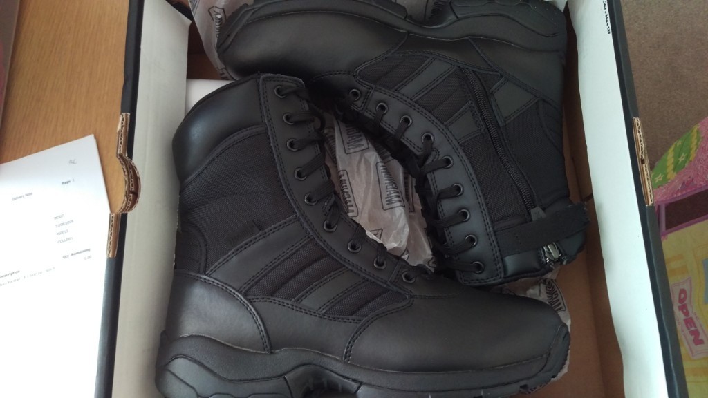 magnum panther 8.0 side zip work boot